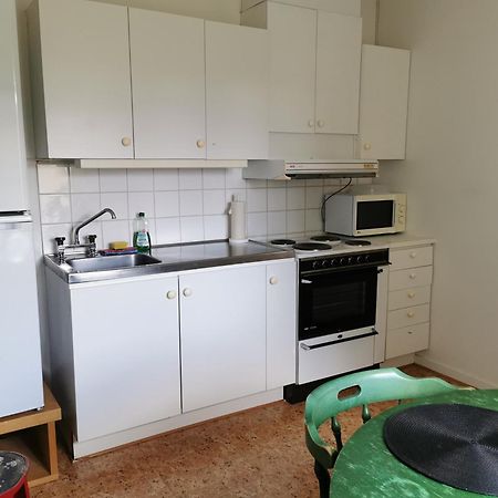 Gamla Skolan Rum & Oevernattning I Spjutstorp Apartment Cameră foto
