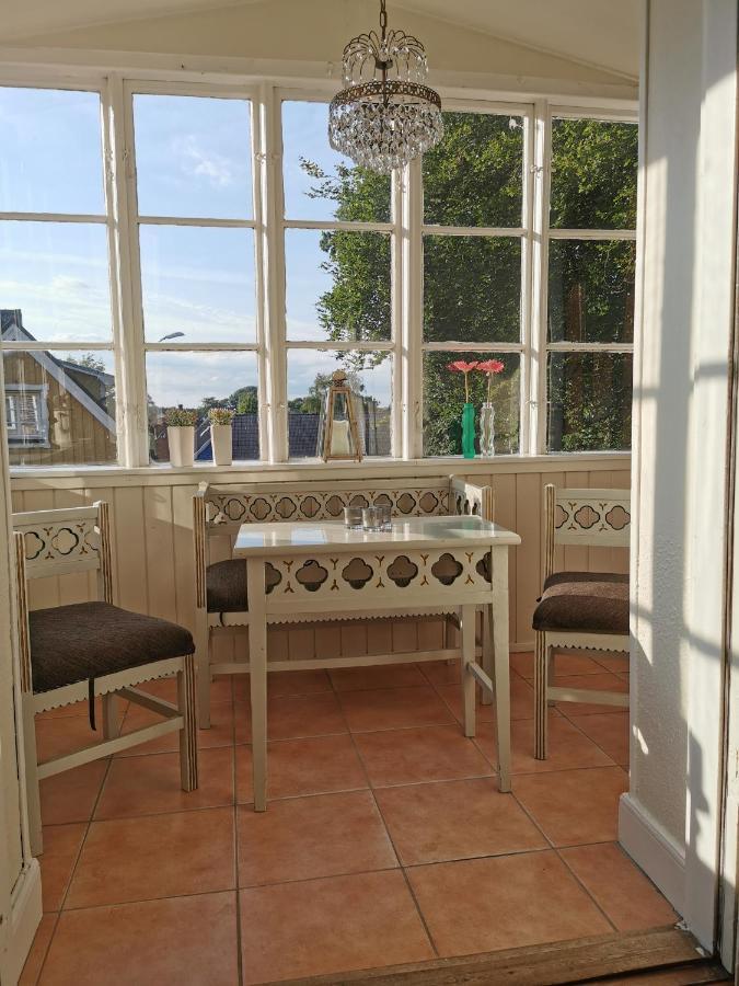 Gamla Skolan Rum & Oevernattning I Spjutstorp Apartment Exterior foto