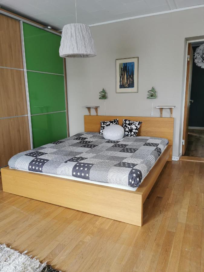 Gamla Skolan Rum & Oevernattning I Spjutstorp Apartment Exterior foto