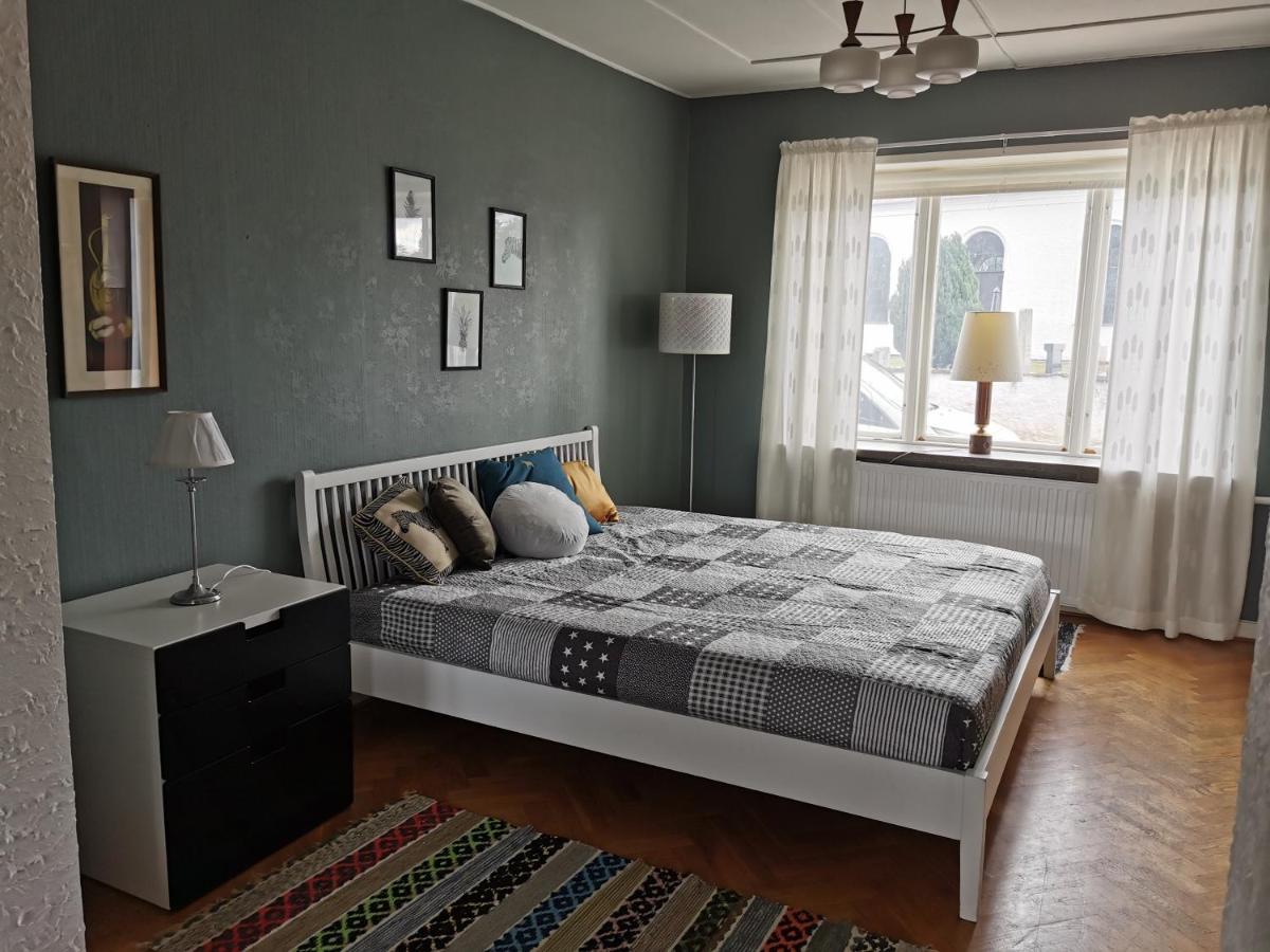 Gamla Skolan Rum & Oevernattning I Spjutstorp Apartment Exterior foto