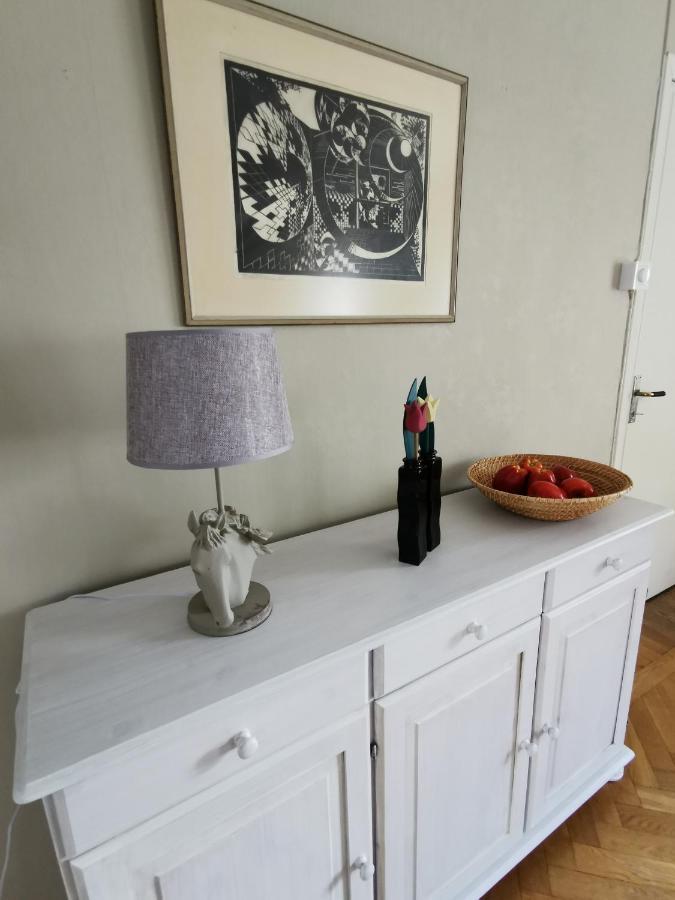 Gamla Skolan Rum & Oevernattning I Spjutstorp Apartment Exterior foto