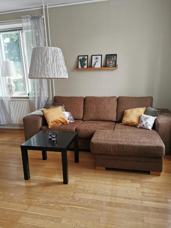 Gamla Skolan Rum & Oevernattning I Spjutstorp Apartment Exterior foto
