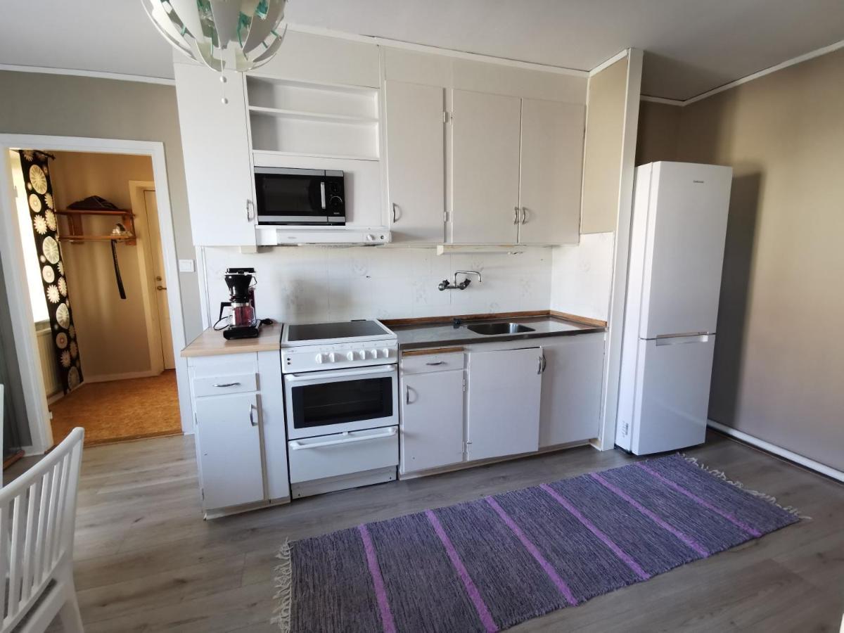 Gamla Skolan Rum & Oevernattning I Spjutstorp Apartment Exterior foto