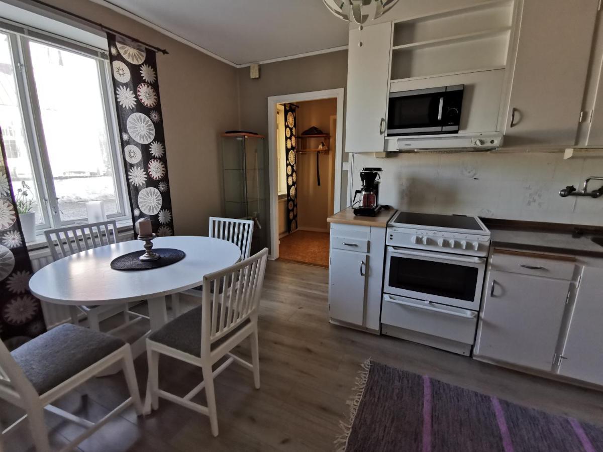 Gamla Skolan Rum & Oevernattning I Spjutstorp Apartment Exterior foto